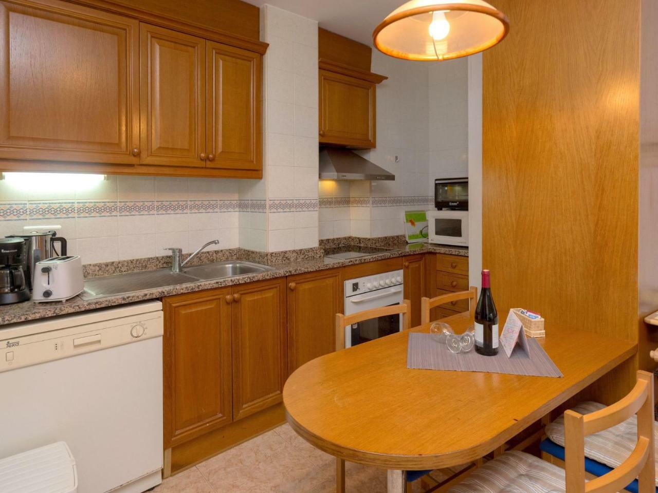 Apartment Primer De Maig By Interhome ซีเจส ภายนอก รูปภาพ